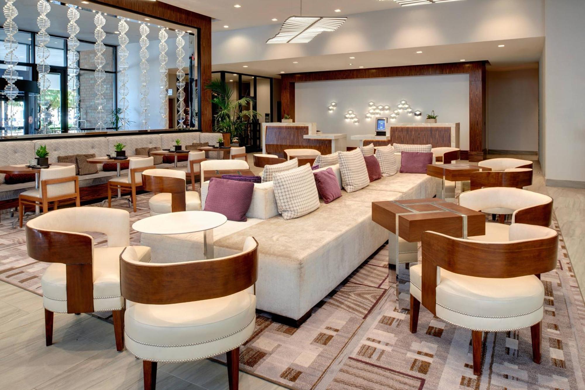 Marriott East At Place Hotel Lansing